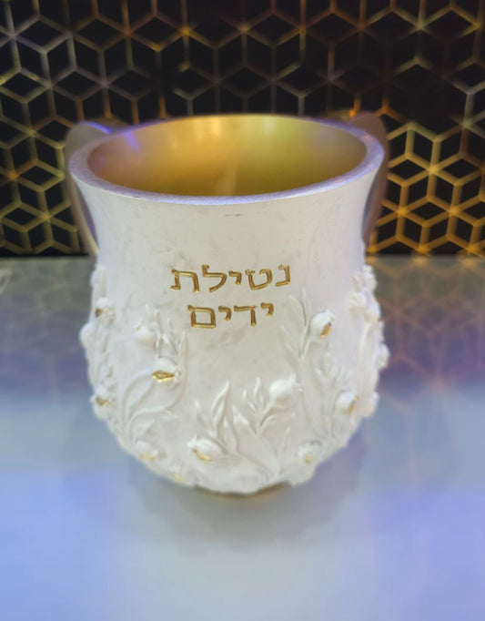 נטלה מהודרת מפולימר – עיצוב אלגנטי