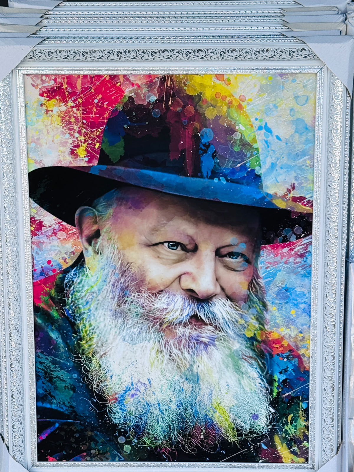 תמונת קנבס צבעונית של הרבי מליובאוויטש במסגרת מעוצבת