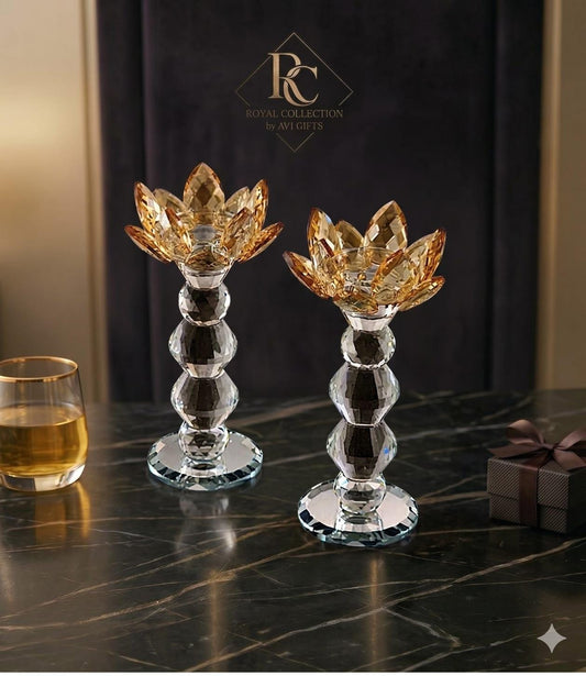 פמוטי לוטוס מעוצבים עם רגל